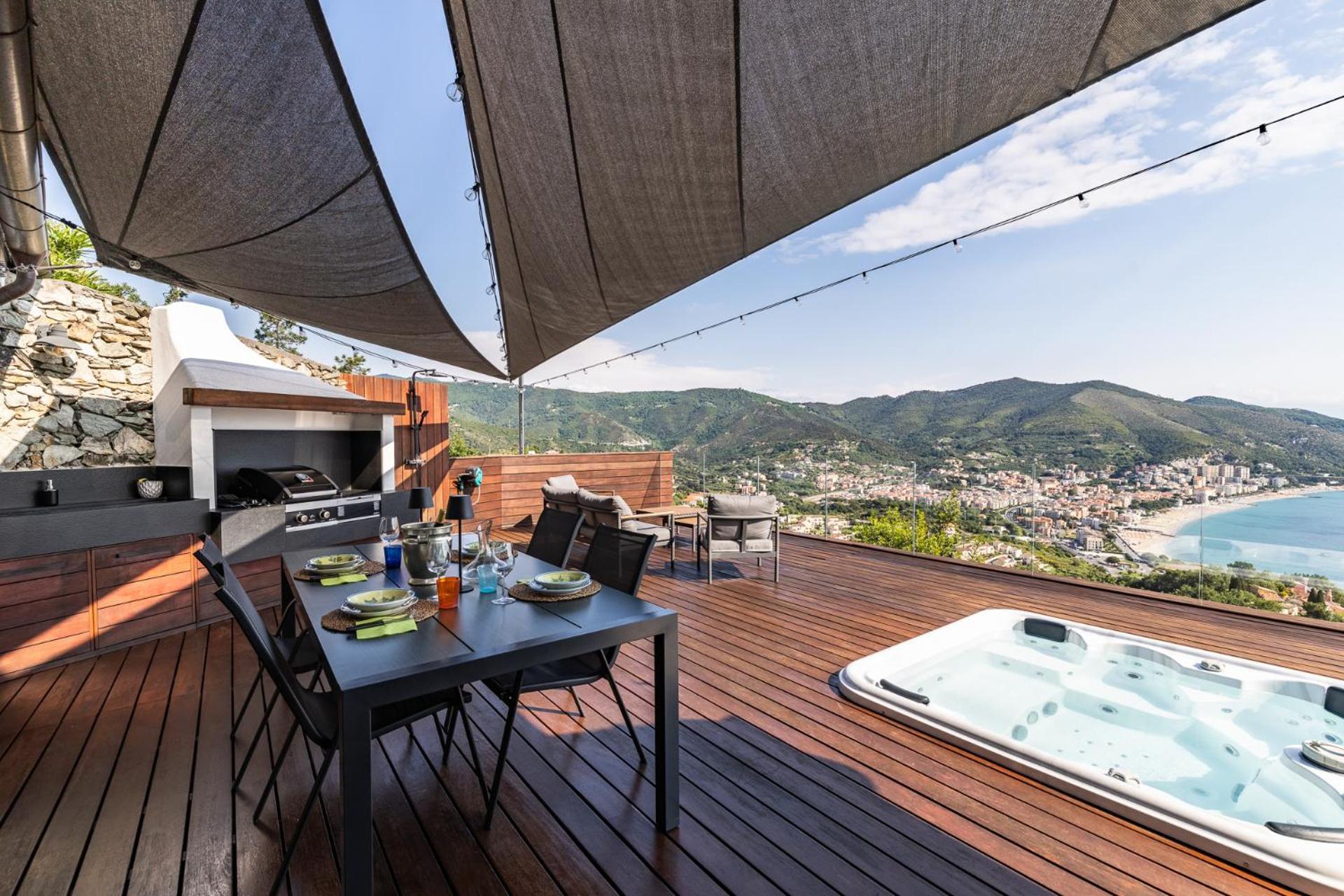 Spettacolare Vista Isola Terrazza E Idromassaggio Villa Noli Luaran gambar