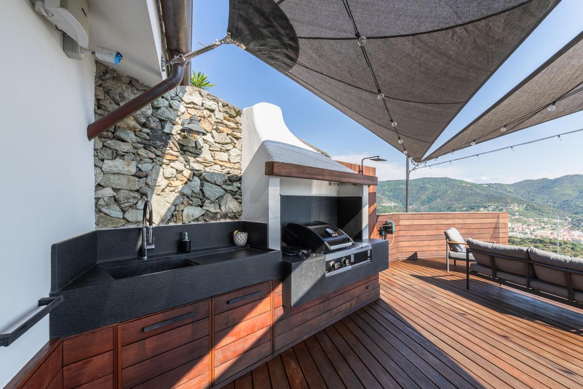Spettacolare Vista Isola Terrazza E Idromassaggio Villa Noli Luaran gambar